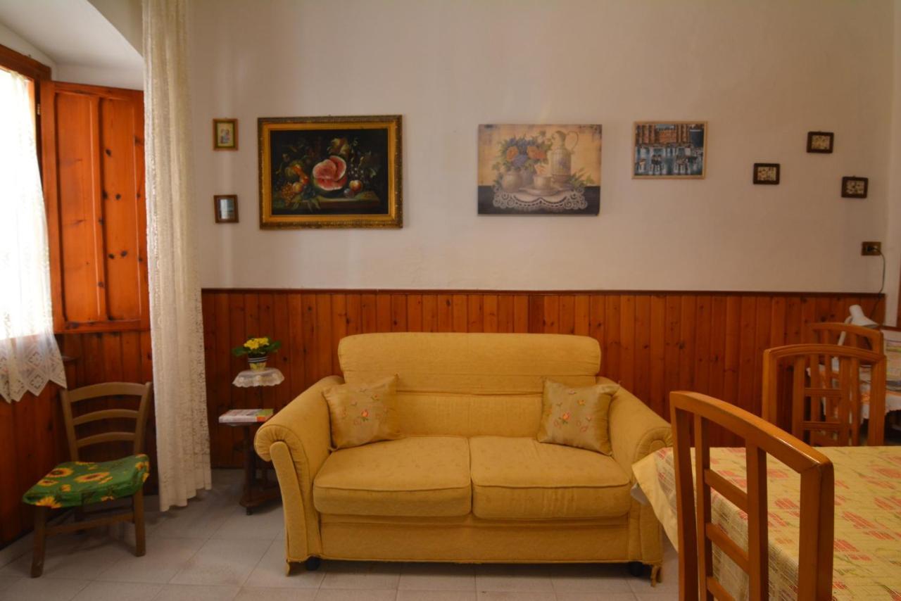 Casa Vacanze I Girasoli Іглесіас Екстер'єр фото