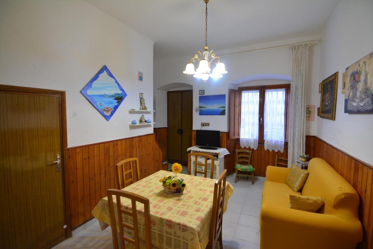 Casa Vacanze I Girasoli Іглесіас Екстер'єр фото